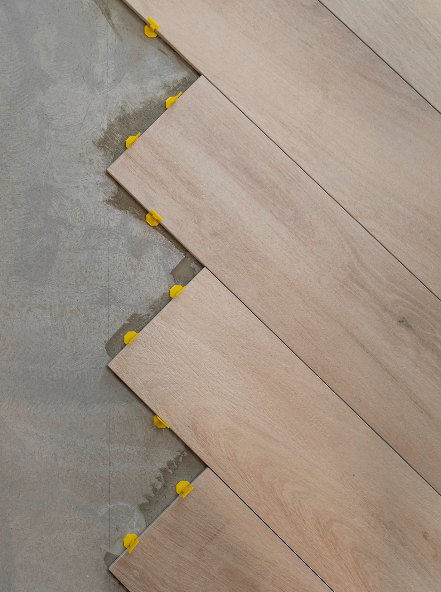 Flooring Adhesives for engineered floor 
